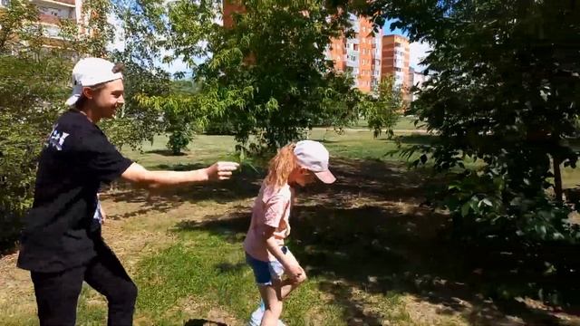 НЕ ответишь - Наказание ЩЕКОТКА!!!/Щекотка челлендж с вопросами 3 серия/Катомишка челлендж