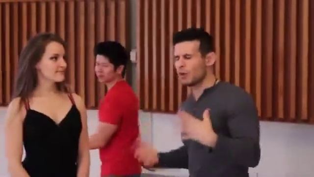 Beginner Salsa cross body lead inside turn step by step tutorial with a partner смотреть онлайн