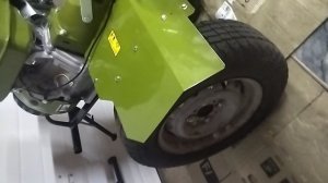 Установка автомобильных колёс на мотоблок Донагромаш часть 2.mp4