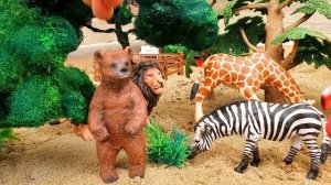 Игрушечный зоопарк для детишек - Львы, слоны, жирафы, крокодилы, панды, зебры, тигры - Животные