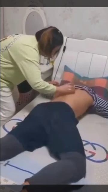Как правильно ставить банки 😉✌️😂😂😂.mp4 смотреть онлайн