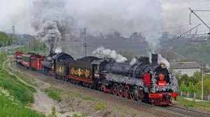 РЕТРО-ПОЕЗД “ПОБЕДА“ c паровозами ФД20-2109 и Эр739-99 на станции Новороссийск