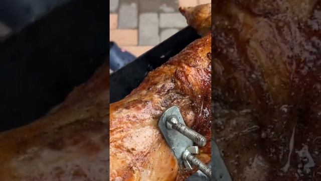 Вкус 90-х | Нутрия на вертеле #сергопудра #шашлык #сказка #кавказ смотреть онлайн