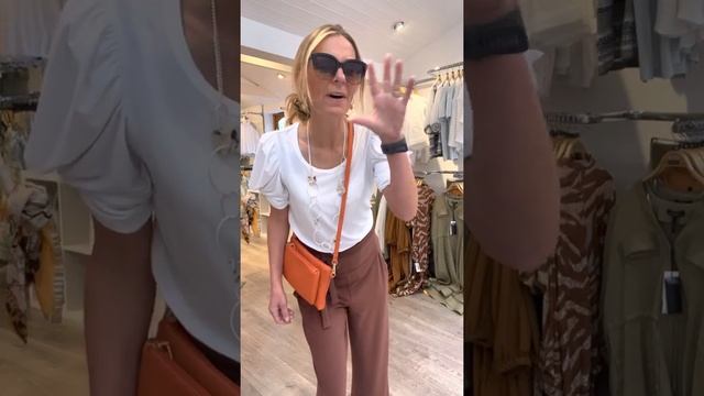 Italian Holiday Wardrobe Ideas - Day three смотреть онлайн