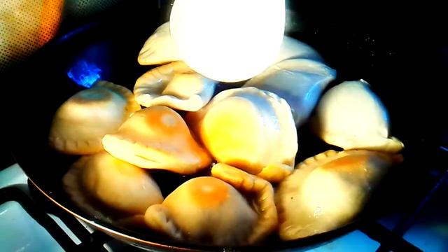 Пирожки с мясом жареные