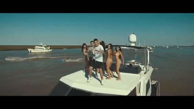Salamandra|TRUENO.ft.Underman смотреть онлайн