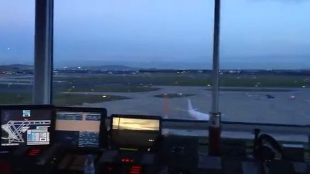 Inside Dublin Air Traffic Control Tower смотреть онлайн