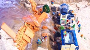 MINI BRICK DAM COLLAPSE AND LEGO CITY DISASTER - TSUNAMI LEGO DAM BREACH