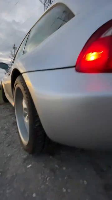 2001 BMW Z3 M-Coupe. What an a$$! смотреть онлайн