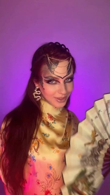 Стала Драконом, символом 2024 года!«Тянет сердце руки» уже в сети!❤️ #годдракона #2024 смотреть онлайн