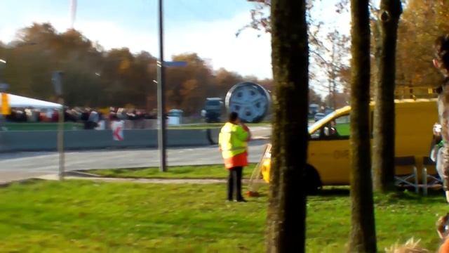 Conrad Euregio Rally Hengelo 2010 BMW 325i spin Fly by Austin Healey BMW 325i E36. смотреть онлайн