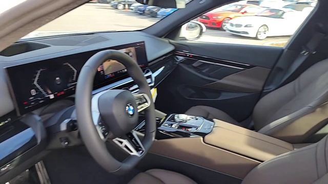 2024 BMW 5_Series 530i xDrive NC Asheville, Fletcher, Hendersonville, Waynesville, Marion