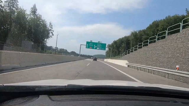 Ремонт авто у Словаччині. Дорога до Братислави смотреть онлайн