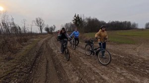 Прокатились 🚲 по "ЭКОтропе" | До шлюза так и не добрались, увязли в ГРЯЗИ 🐷😆😆😆