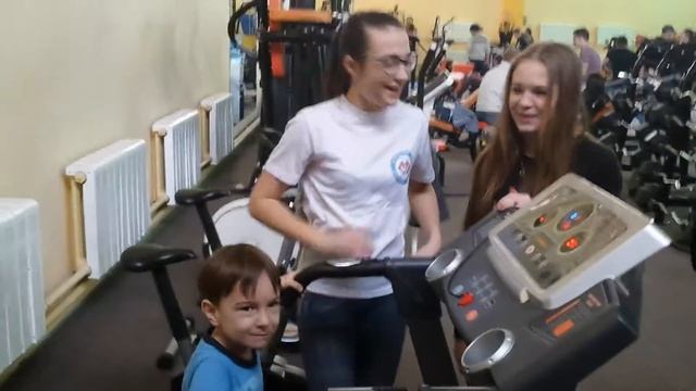 На беговой дорожке смотреть онлайн