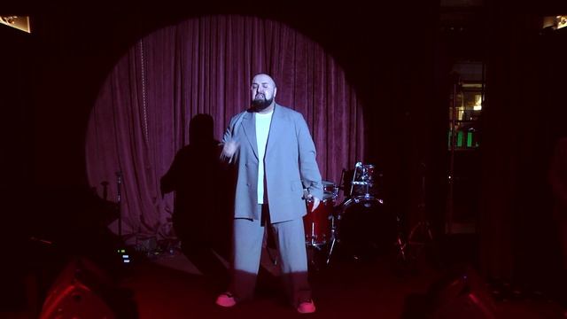 Synced Sequence_1 смотреть онлайн