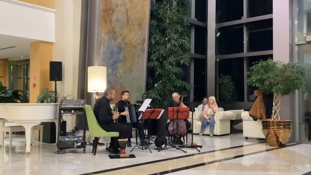 Трио «Ощущения» новое звучание Черный кот смотреть онлайн