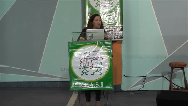 Lic Viviana Salinas - Las verdades que oculta la Educación Sexual Integral смотреть онлайн