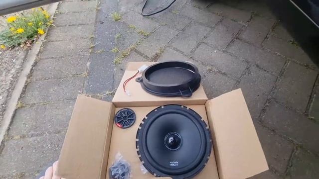 Smart 453 Forfour speaker change and sound test (Headphones advised) смотреть онлайн
