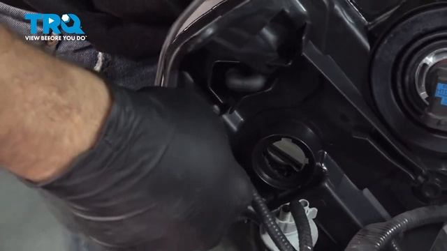 Замена передней фары на Хонда Пилот 2 (Honda Pilot 2009-2015) английский