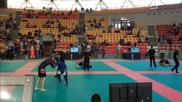 Margaritopoulos Spyros vs Patrick Jalloh blue master1 medium heavy European Championship 2016 смотреть онлайн