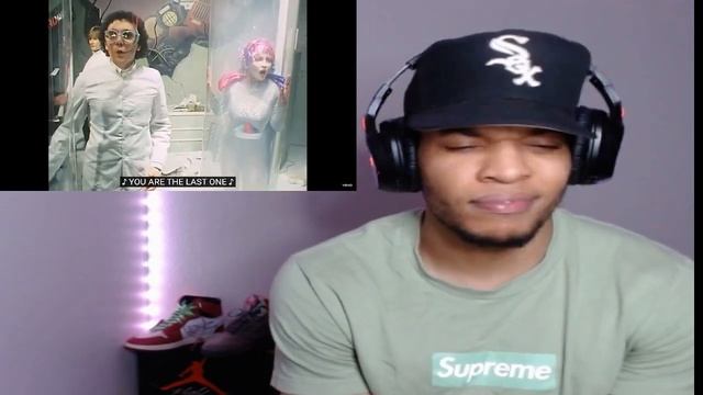 FIRST TIME HEARING THE BUGGLES - VIDEO KILLED THE RADIO STAR | REACTION смотреть онлайн