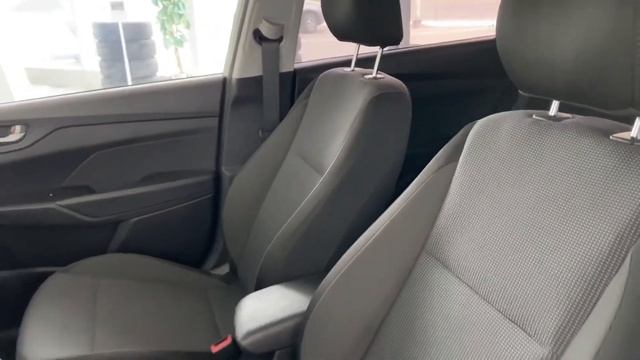 Видеопрезентация автомобиля Hyundai Solaris смотреть онлайн