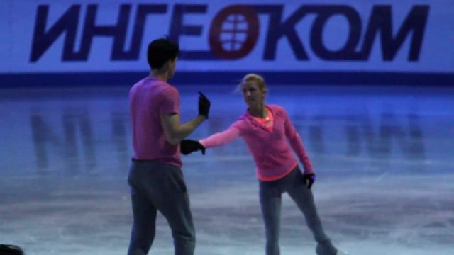 Tatiana Volosozhar & Maxim Trankov RN 2013 ex practice смотреть онлайн