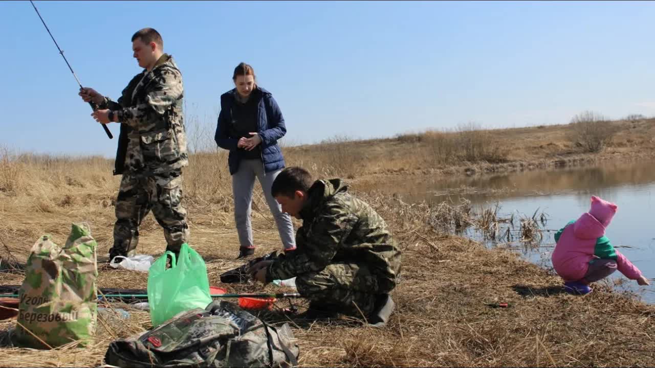 ПЕРВЫЙ ВЫЕЗД НА ПРИРОДУ!!!РЫБАЛКА И ШАШЛЫКИ,ОТДЫХ НА ПРИРОДЕ!!! смотреть онлайн