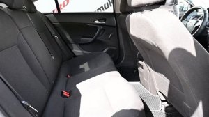 Обзор на Opel Insignia Седан 4-дв. 1.6 MT (115 л. с.) Серый, 2011 г.в.