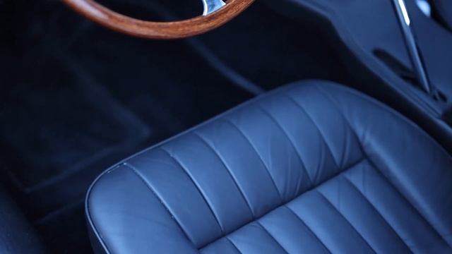 1965 Jaguar XKE Series 1 4.2 Coupe смотреть онлайн