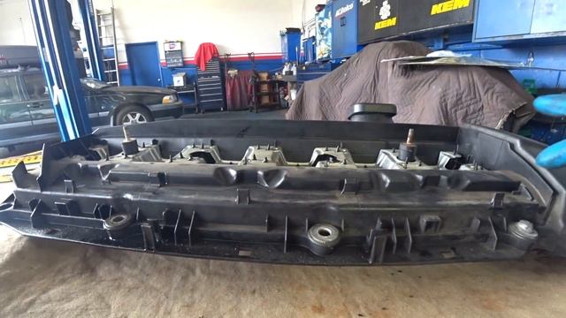 How to change the valve cover gasket on BMW X5 ??? смотреть онлайн