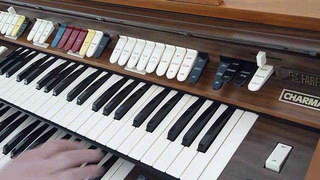 Farfisa Charmaine / Farfisa 255 R (1976-1978) Electronic Organ, Italy Электроорган Фарфиса Шармейн.