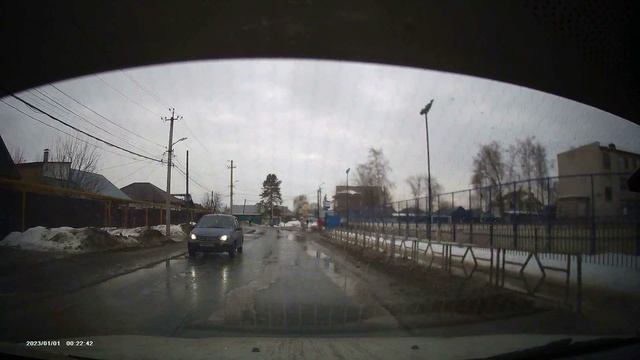 Digma FreeDrive 404 MIRROR DUAL