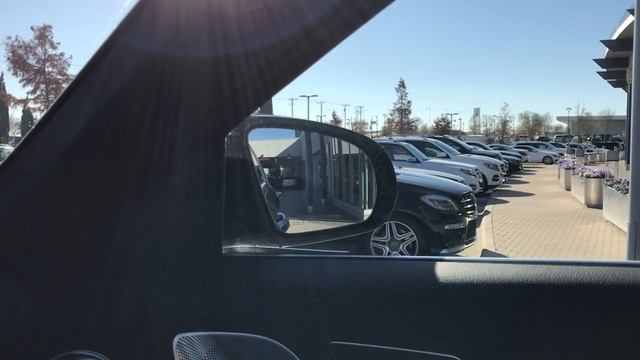 Mercedes-Benz How-to: Set Parking Position For Right Side Mirror смотреть онлайн