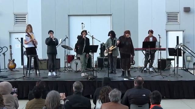 Greener Grass - The Pokkit for KCRW’s Young Creators Project смотреть онлайн