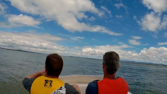 Plywood mini jet boat Ep.02 | Crashing, Bashing and Splashing смотреть онлайн