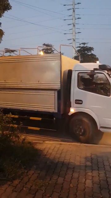Xe dongfeng 5 tấn nhập khẩu 100% giá rẻ #shorts #short смотреть онлайн