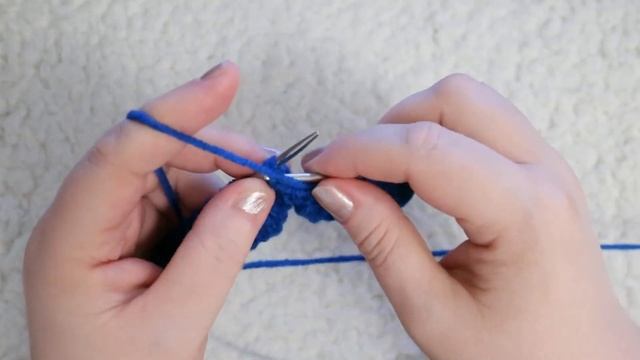 Узоры спицами. УНИВЕРСАЛЬНЫЙ УЗОР. ПОДХОДИТ ДЛЯ ВСЕГО. Вязание для начинающих. МК смотреть онлайн