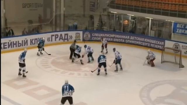 ХК Град ЮВАО vs СВАО 7.wmv смотреть онлайн