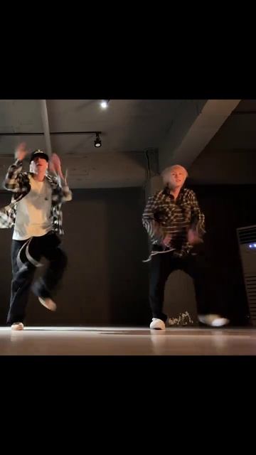 Bada Lee & Jungwon смотреть онлайн