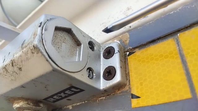 How To Adjust Door Closer At Home in Urdu-Hindi | How To install Hydraulic Door Closer смотреть онлайн