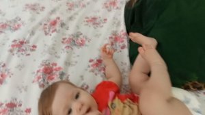 VID_20250311_135205 малышка любит бортик.