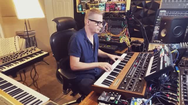 A Positive Pulse new Electronic Music live jam смотреть онлайн