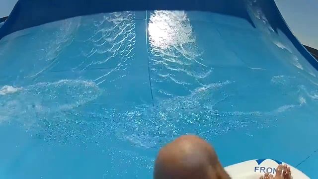 Аквапарк большая синяя горка GOPR0 смотреть онлайн