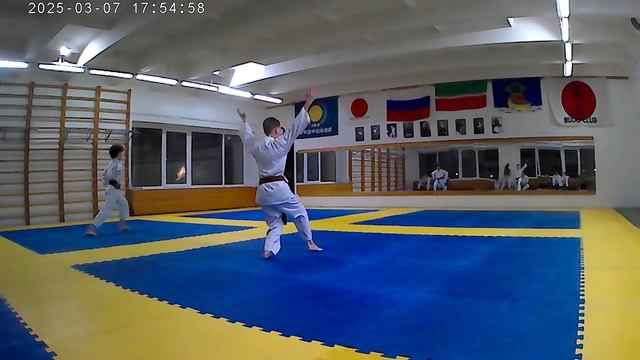 20250307_175326A смотреть онлайн