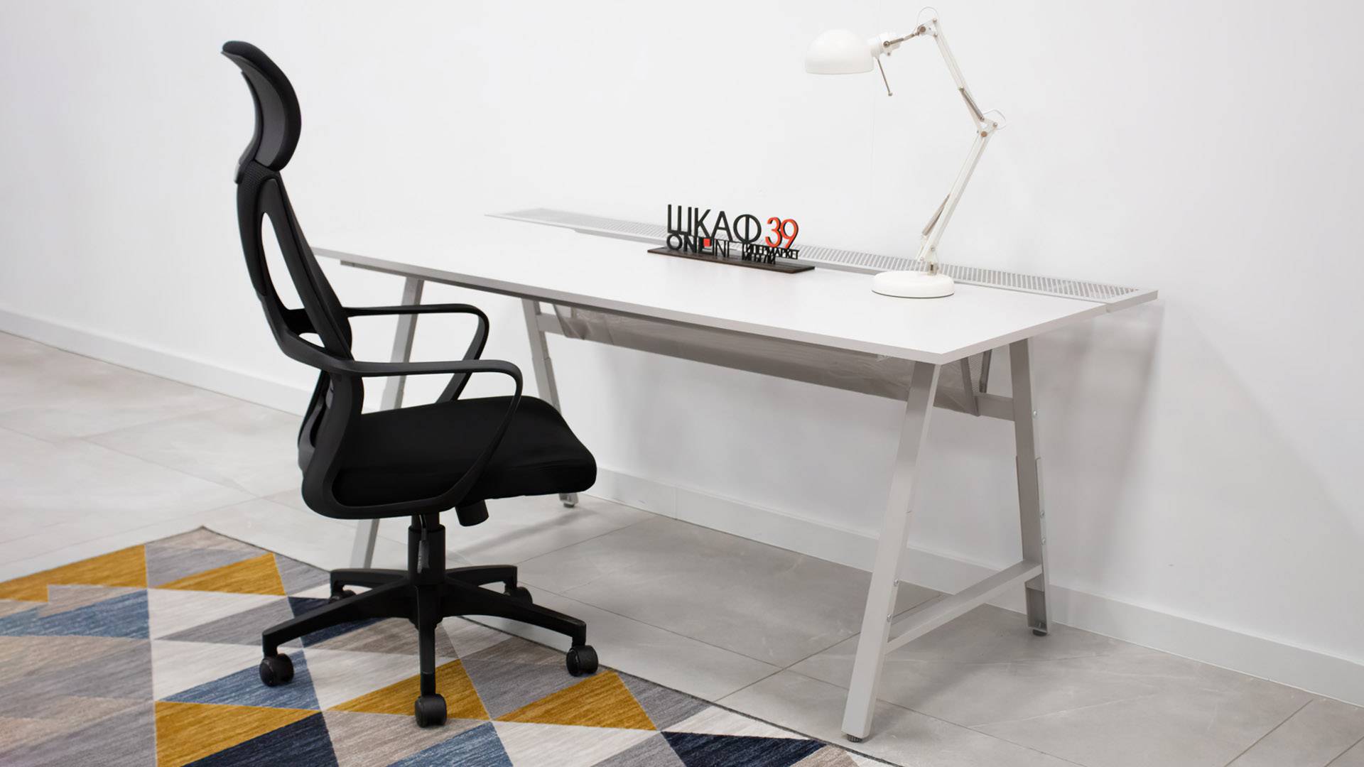 UTESPELARE IKEA 105.715.32 Стол игровой 160x80 см имитация ясеня смотреть онлайн