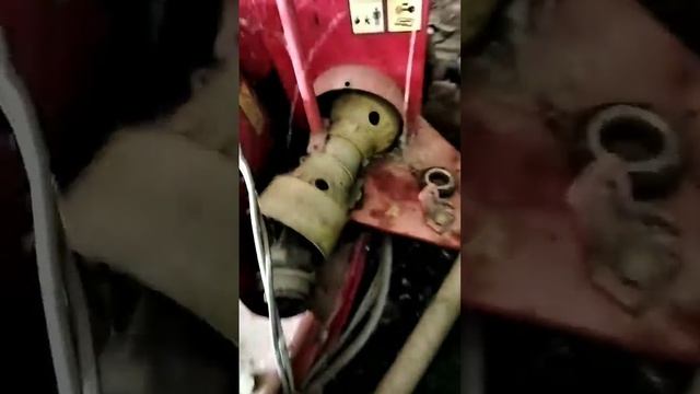Кормоуборочный комбайн прицепной Kverneland Taarup Ten X экспресс-обзор от Владислава Перегудова смотреть онлайн