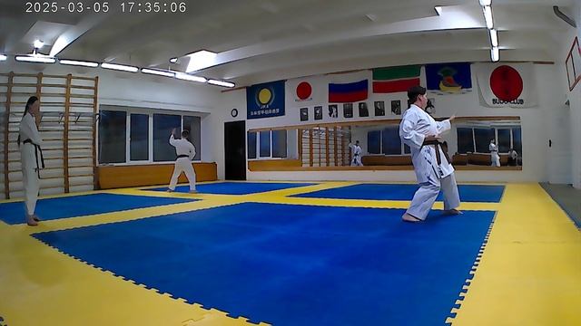 20250305_173437A смотреть онлайн