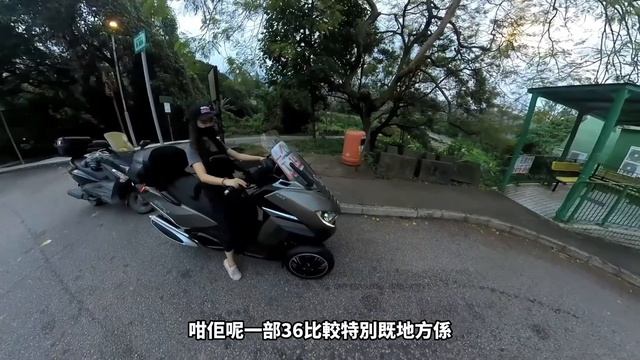 【揸36好處vs壞處多？】 如何說服人去嘗試揸機動三輪車？PEUGEOT Metropolis 400 不專業試騎！ смотреть онлайн